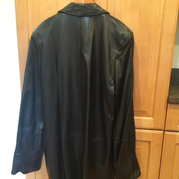Vintage Black Leather Coat - Picture 6 of 10